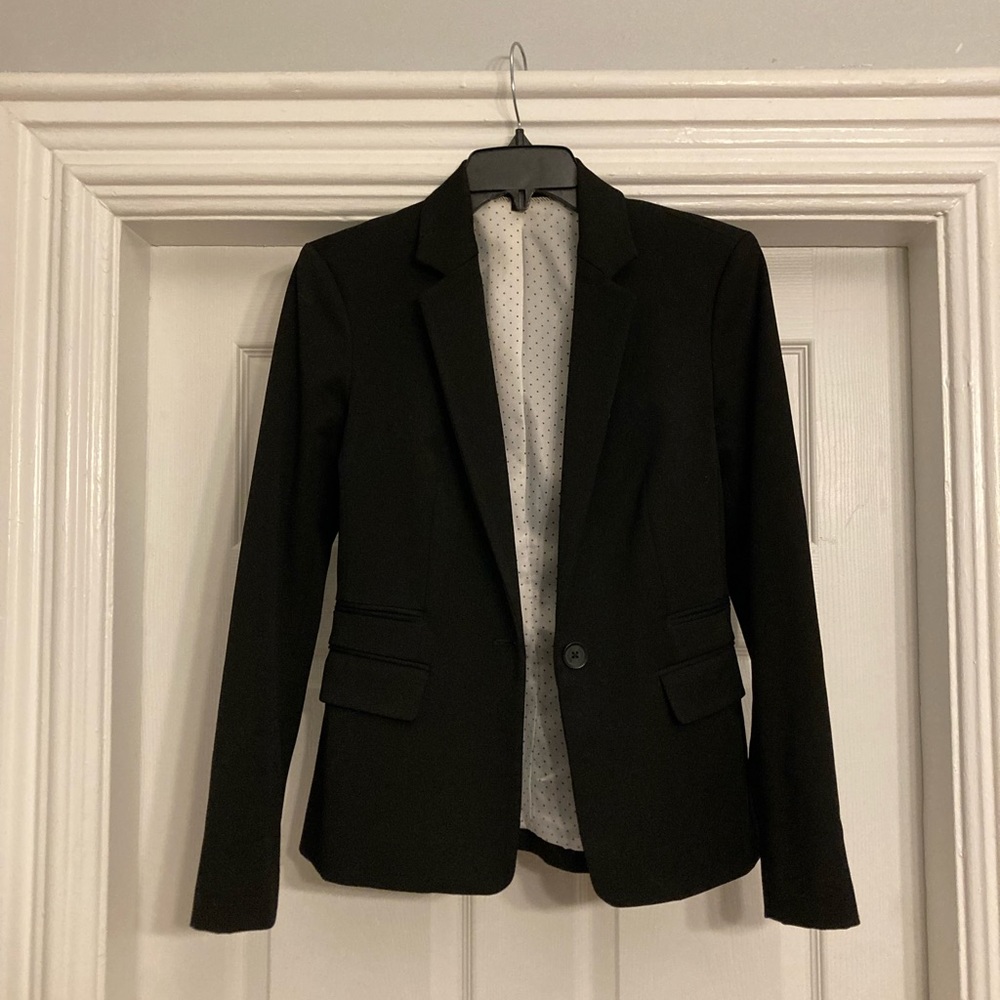 Black size 4 Express blazer